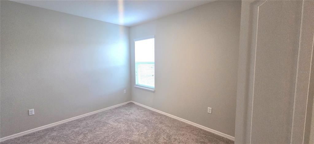 For Sale: $372,500 (5 beds, 3 baths, 3165 Square Feet)