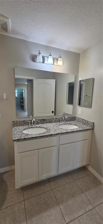 For Sale: $372,500 (5 beds, 3 baths, 3165 Square Feet)