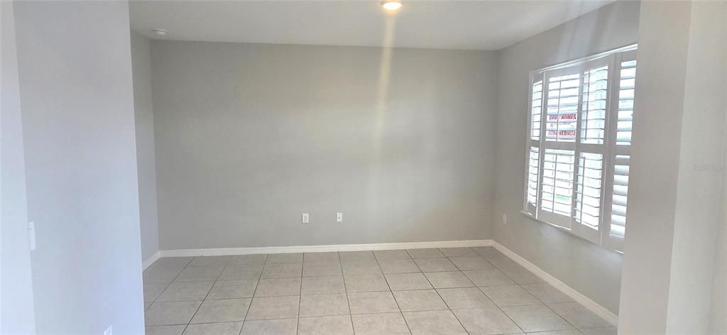 For Sale: $372,500 (5 beds, 3 baths, 3165 Square Feet)