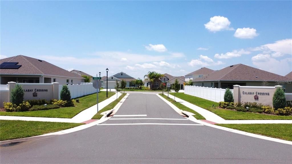 For Sale: $372,500 (5 beds, 3 baths, 3165 Square Feet)