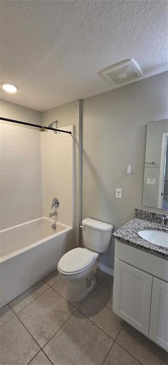 For Sale: $372,500 (5 beds, 3 baths, 3165 Square Feet)