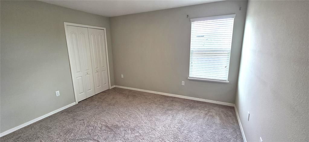 For Sale: $372,500 (5 beds, 3 baths, 3165 Square Feet)