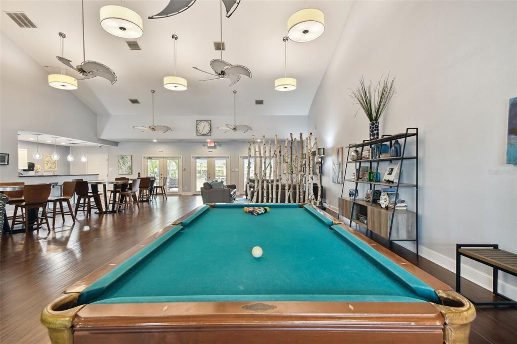 For Sale: $164,900 (1 beds, 1 baths, 646 Square Feet)