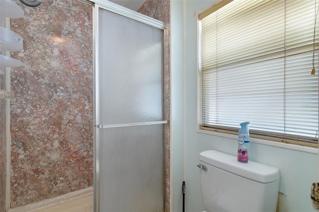 For Sale: $174,900 (2 beds, 2 baths, 1056 Square Feet)