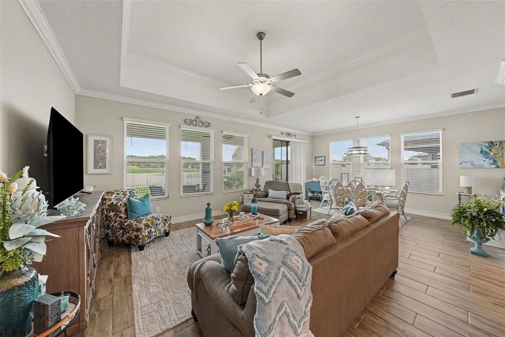 For Sale: $465,000 (3 beds, 2 baths, 1873 Square Feet)