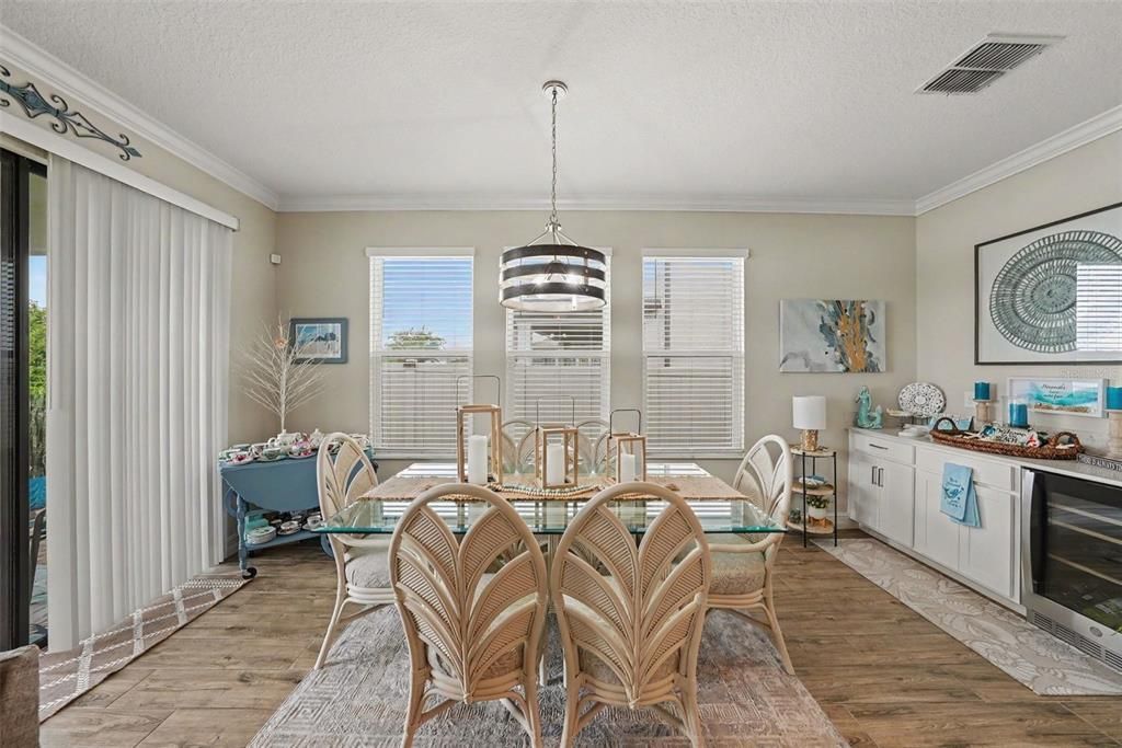 For Sale: $465,000 (3 beds, 2 baths, 1873 Square Feet)
