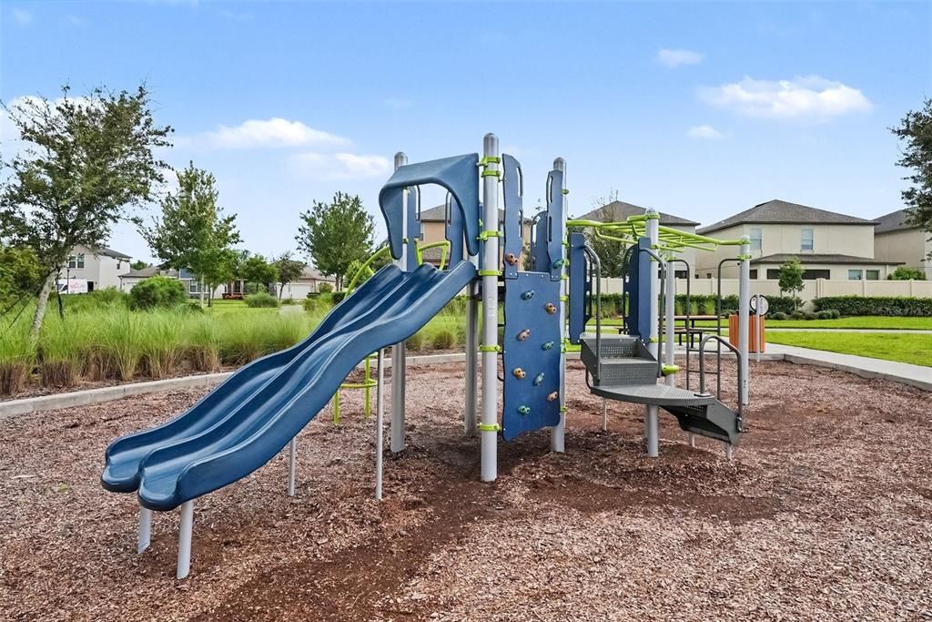 For Sale: $465,000 (3 beds, 2 baths, 1873 Square Feet)