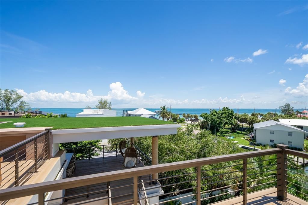 For Sale: $6,995,000 (6 beds, 6 baths, 4088 Square Feet)