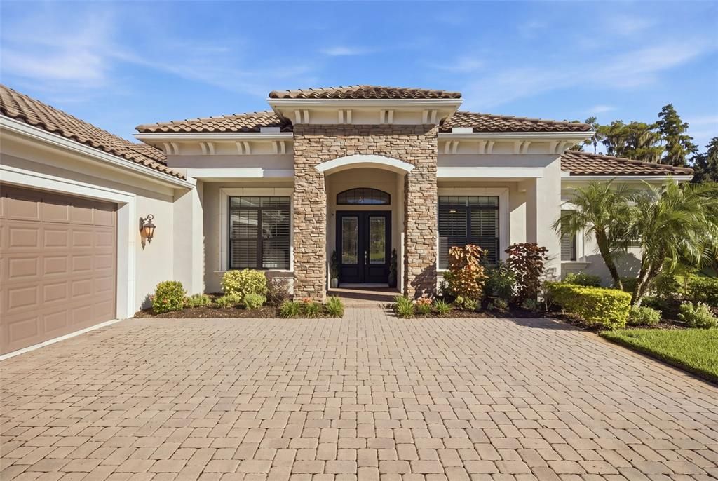 En Venta: $1,450,000 (5 camas, 3 baños, 3572 Pies cuadrados)