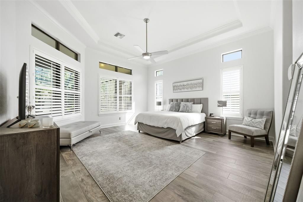 En Venta: $1,450,000 (5 camas, 3 baños, 3572 Pies cuadrados)