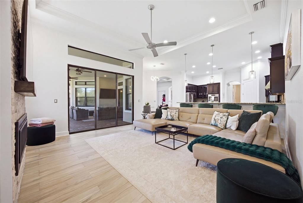 En Venta: $1,450,000 (5 camas, 3 baños, 3572 Pies cuadrados)
