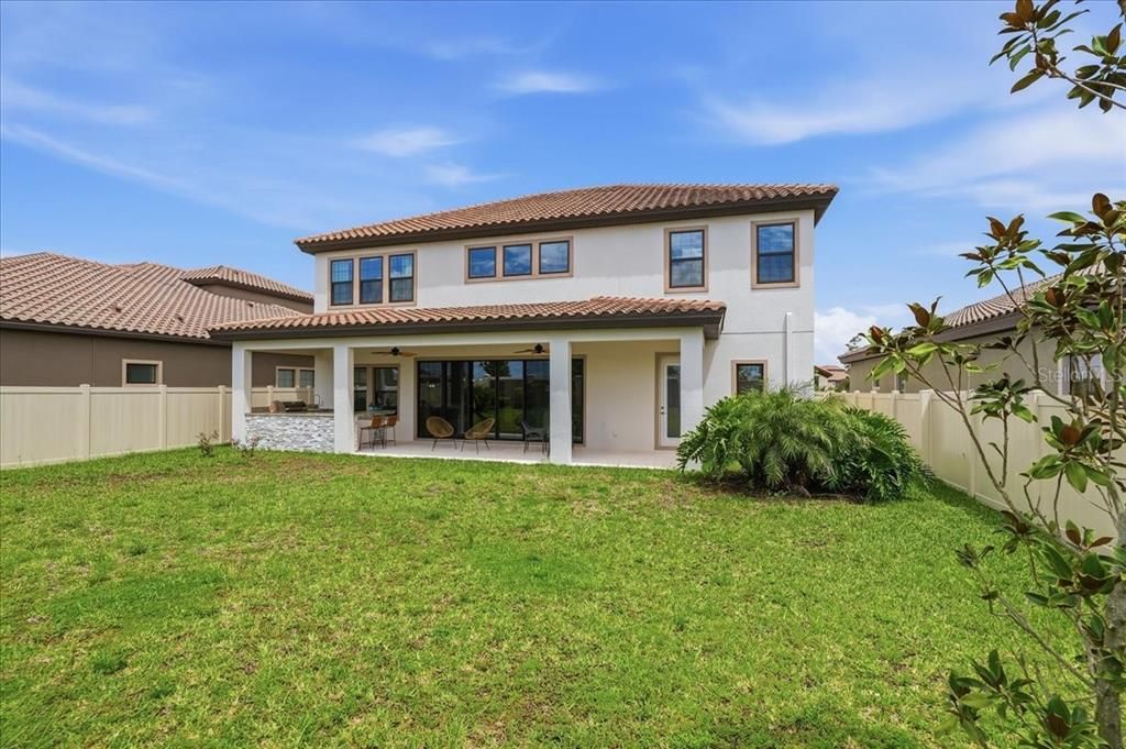 На продажу: $714,900 (5 спален, 4 ванн, 3518 Квадратных фут)