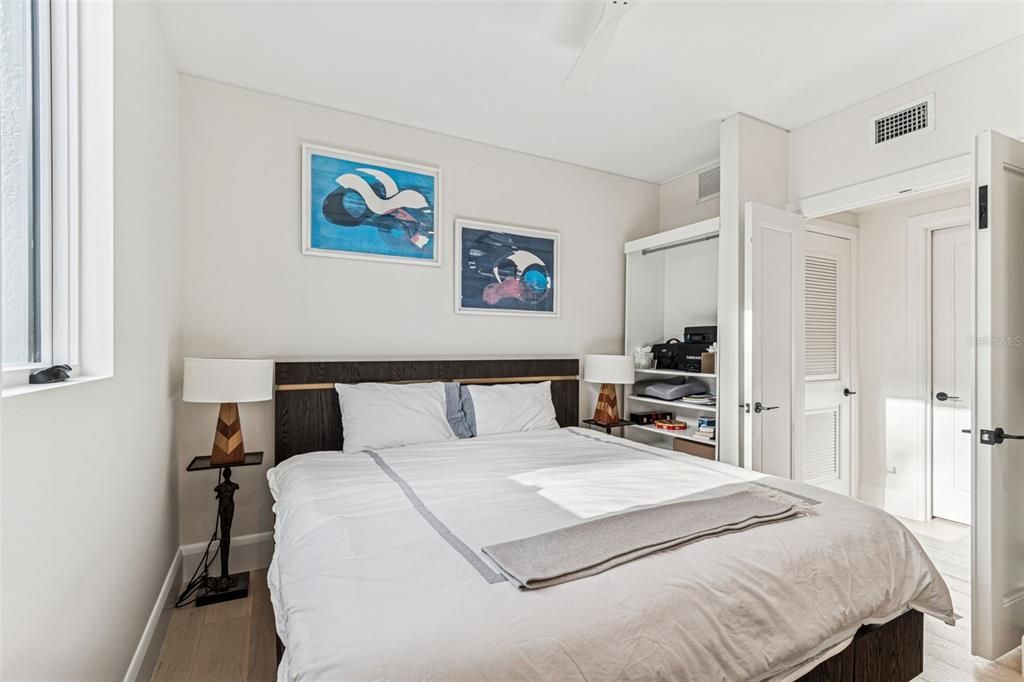 В аренду: $15,000 (3 спален, 3 ванн, 3546 Квадратных фут)