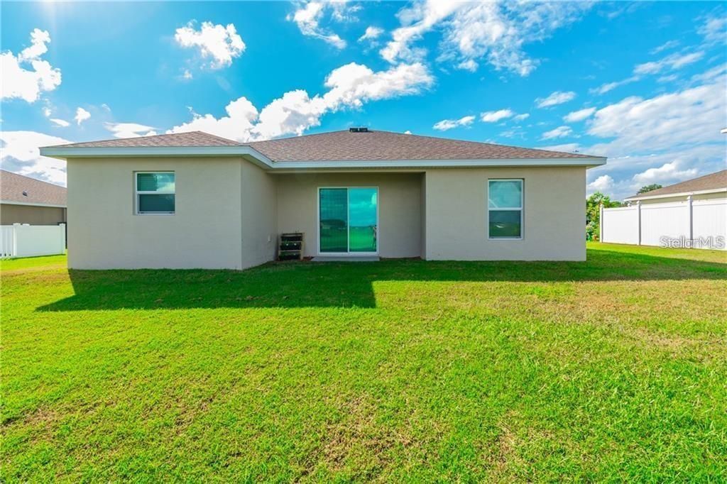 For Rent: $1,950 (3 beds, 2 baths, 1629 Square Feet)