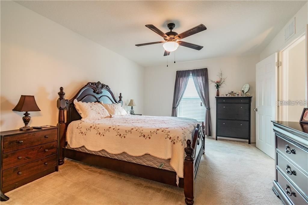 For Rent: $1,950 (3 beds, 2 baths, 1629 Square Feet)
