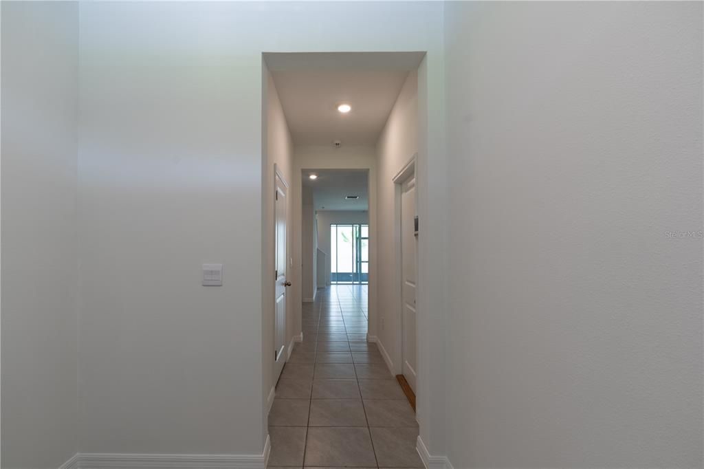 For Rent: $2,200 (3 beds, 2 baths, 1673 Square Feet)