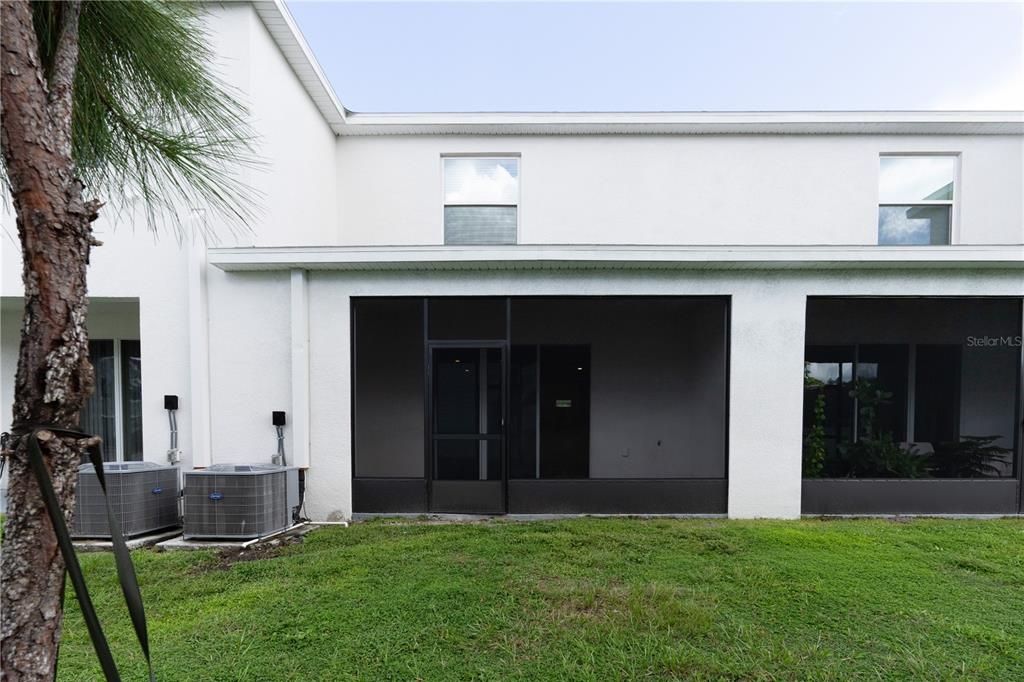 For Rent: $2,200 (3 beds, 2 baths, 1673 Square Feet)