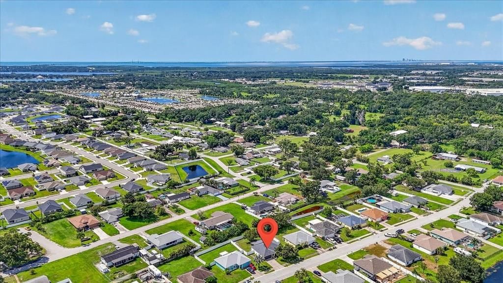 En Venta: $374,900 (3 camas, 2 baños, 1299 Pies cuadrados)