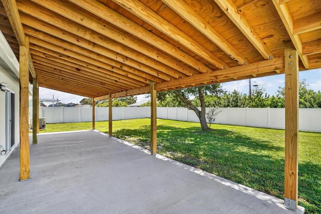 En Venta: $374,900 (3 camas, 2 baños, 1299 Pies cuadrados)