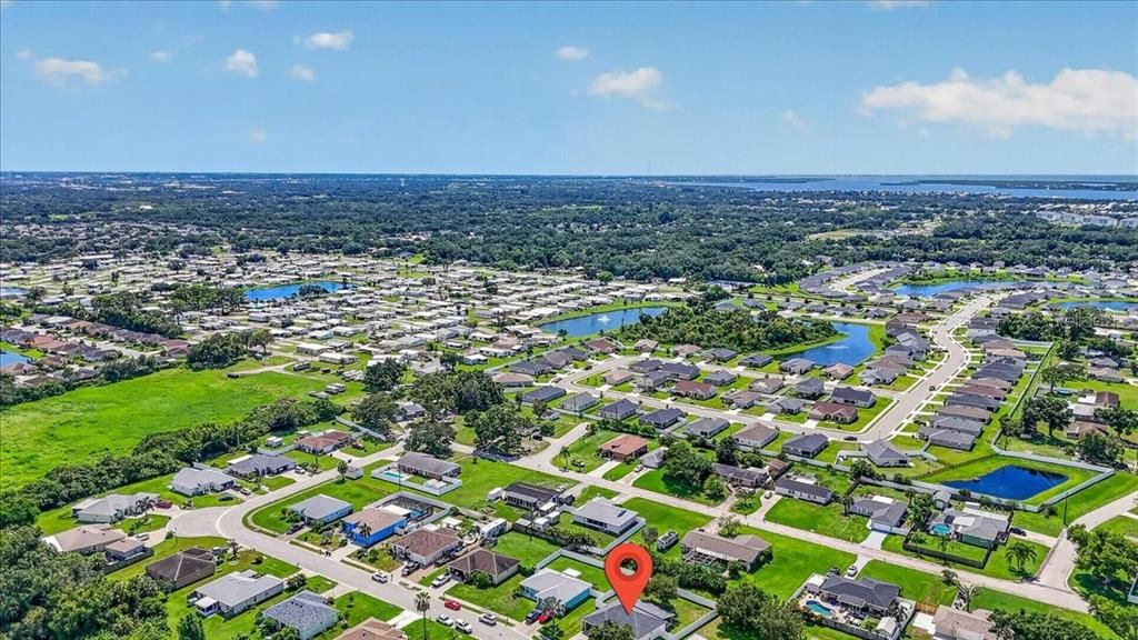 En Venta: $374,900 (3 camas, 2 baños, 1299 Pies cuadrados)