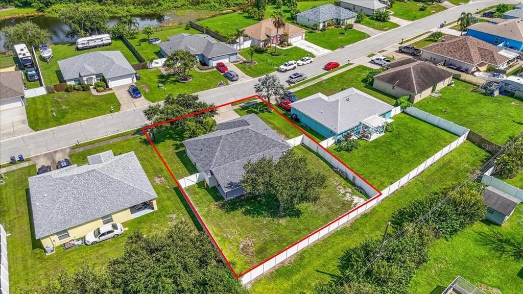 En Venta: $374,900 (3 camas, 2 baños, 1299 Pies cuadrados)