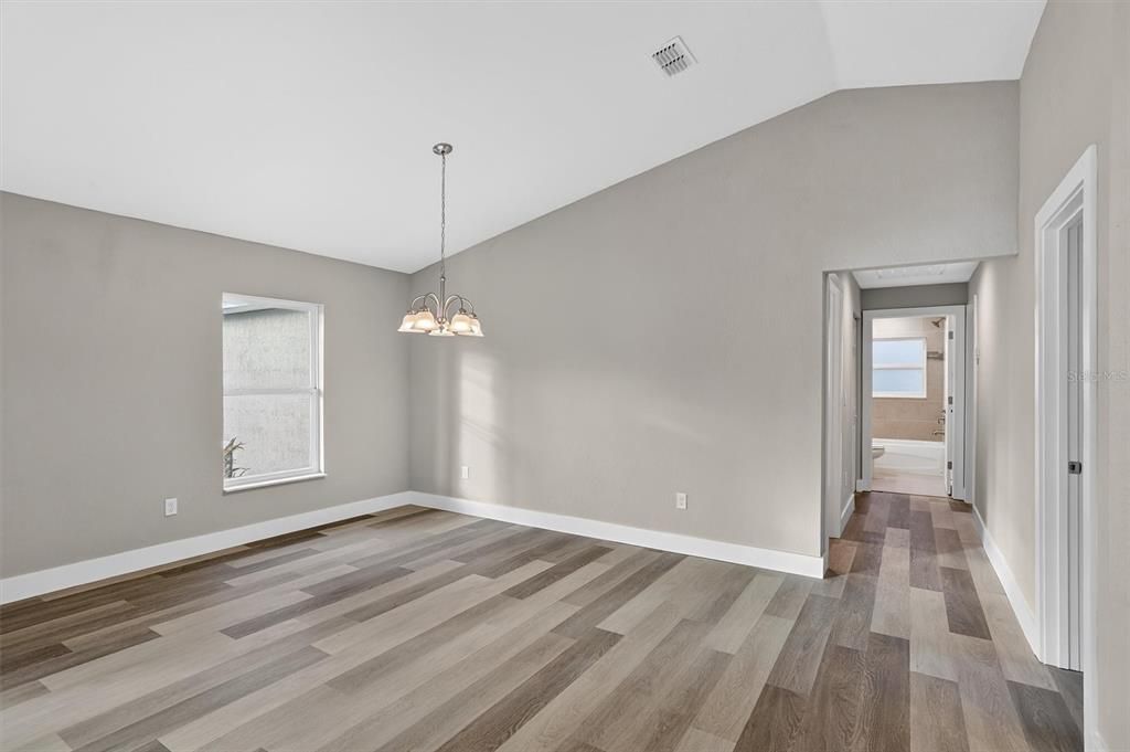 For Sale: $264,900 (3 beds, 2 baths, 1537 Square Feet)