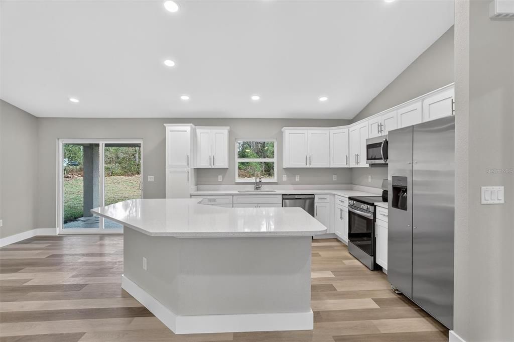For Sale: $264,900 (3 beds, 2 baths, 1537 Square Feet)