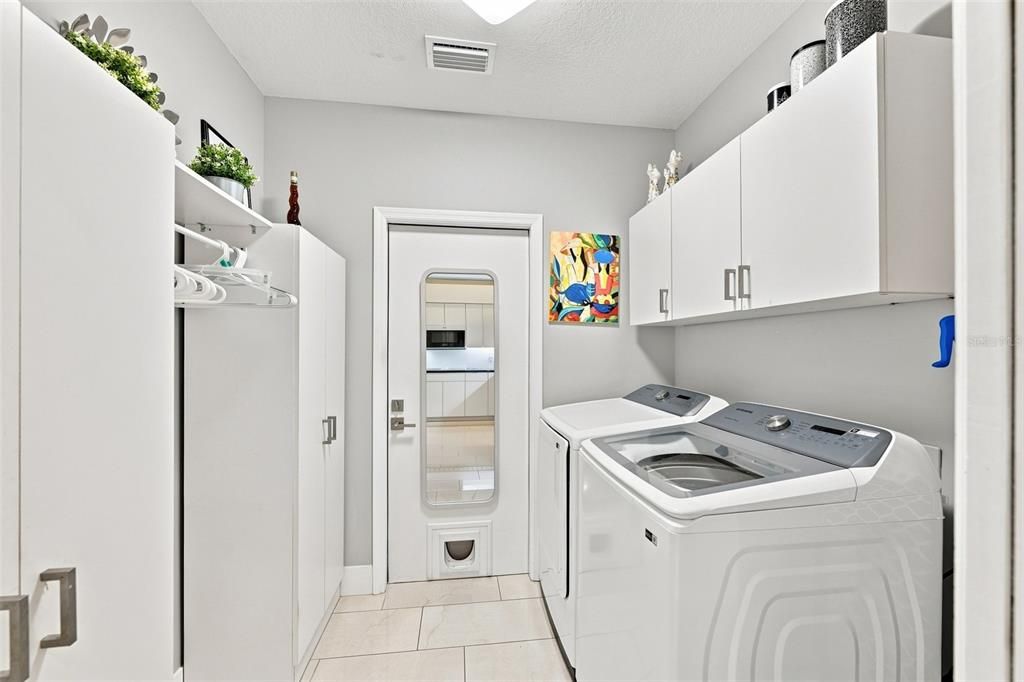 For Sale: $310,000 (3 beds, 2 baths, 1500 Square Feet)