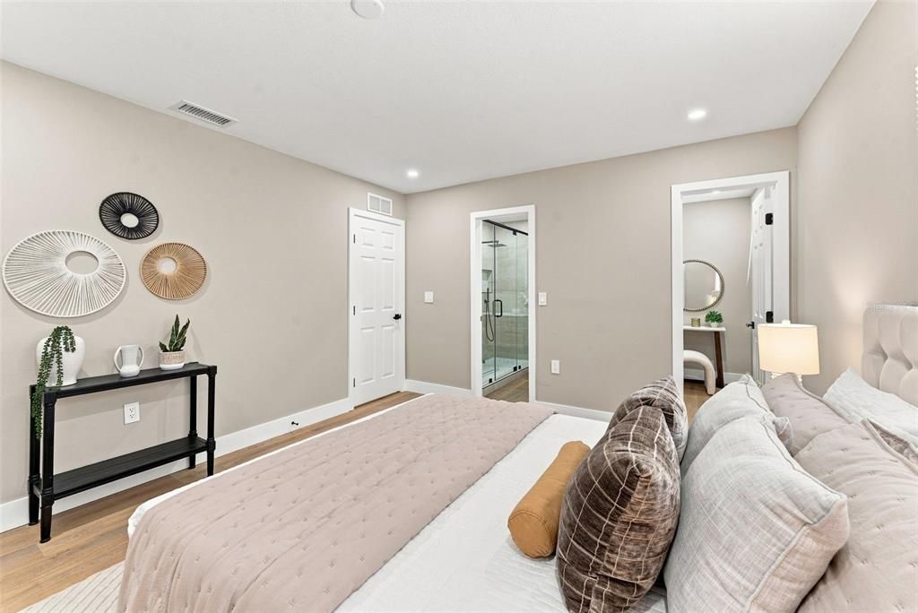 En Venta: $559,900 (3 camas, 2 baños, 1596 Pies cuadrados)