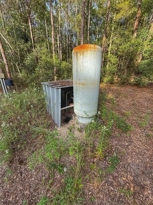 На продажу: $125,000 (5.01 acres)