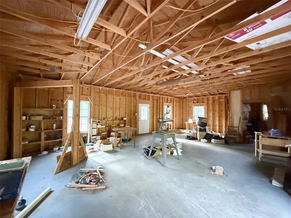На продажу: $125,000 (5.01 acres)