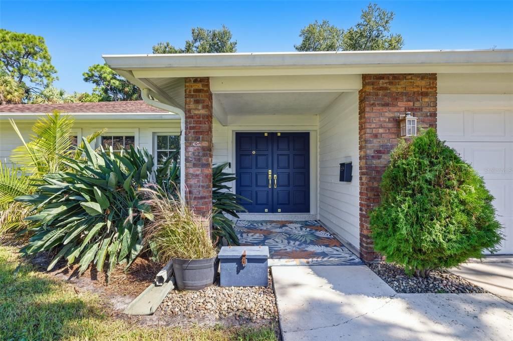 For Sale: $675,000 (3 beds, 2 baths, 1925 Square Feet)