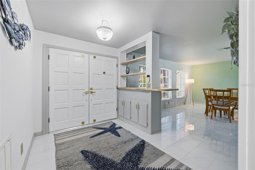 For Sale: $675,000 (3 beds, 2 baths, 1925 Square Feet)