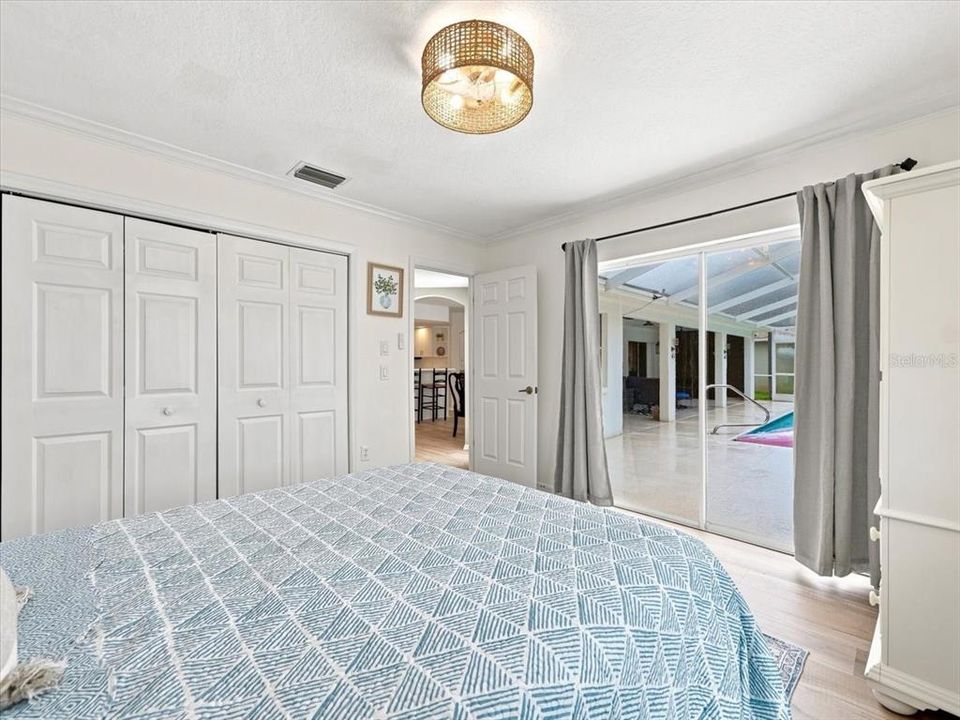 For Sale: $389,750 (3 beds, 2 baths, 2026 Square Feet)