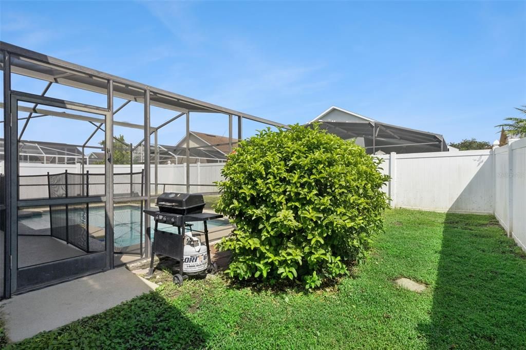 Activo con contrato: $394,900 (4 camas, 3 baños, 1622 Pies cuadrados)