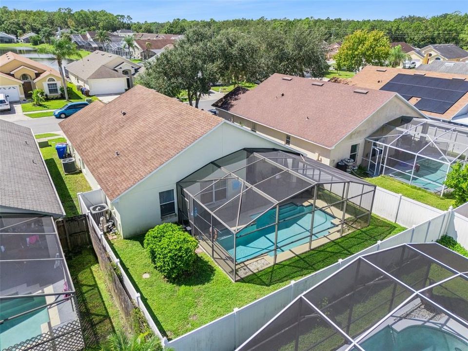 Activo con contrato: $394,900 (4 camas, 3 baños, 1622 Pies cuadrados)