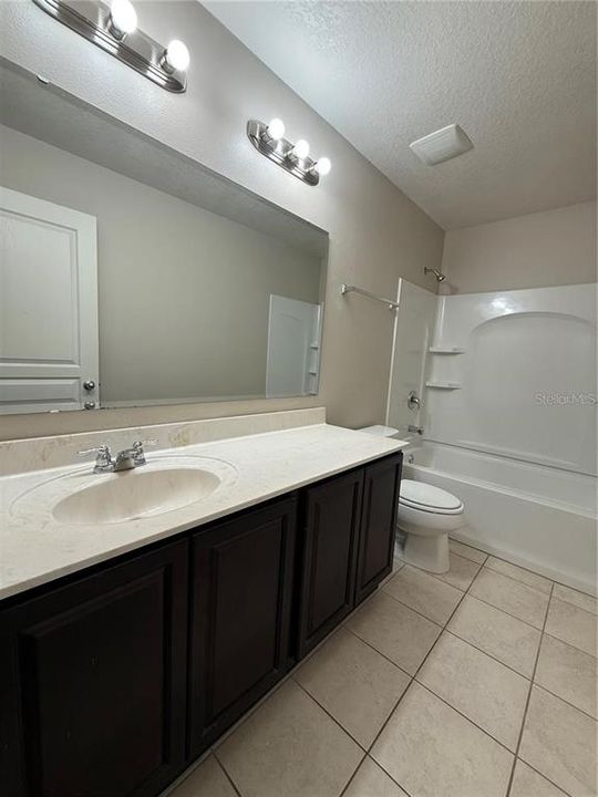 For Sale: $389,000 (4 beds, 3 baths, 1782 Square Feet)