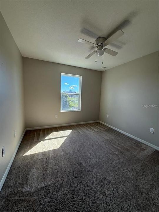 For Sale: $389,000 (4 beds, 3 baths, 1782 Square Feet)