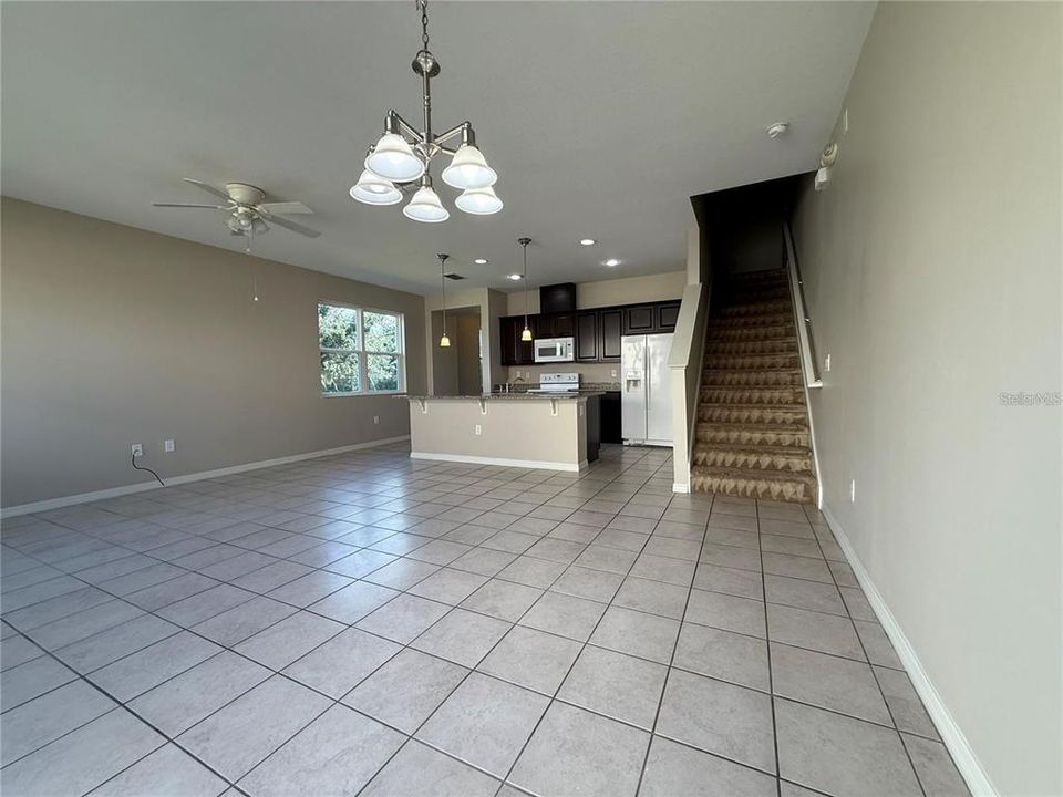 For Sale: $389,000 (4 beds, 3 baths, 1782 Square Feet)