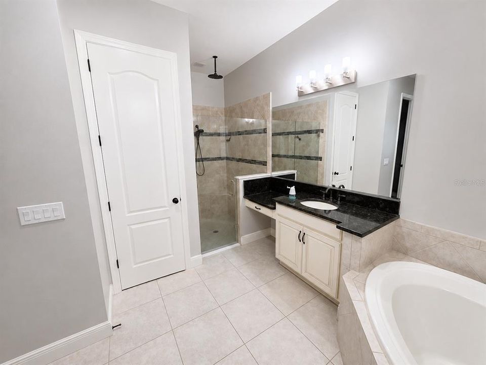 For Sale: $609,900 (4 beds, 3 baths, 2313 Square Feet)
