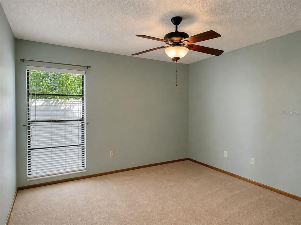 For Rent: $2,000 (2 beds, 2 baths, 1300 Square Feet)