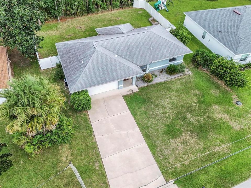 For Sale: $285,000 (3 beds, 2 baths, 1230 Square Feet)