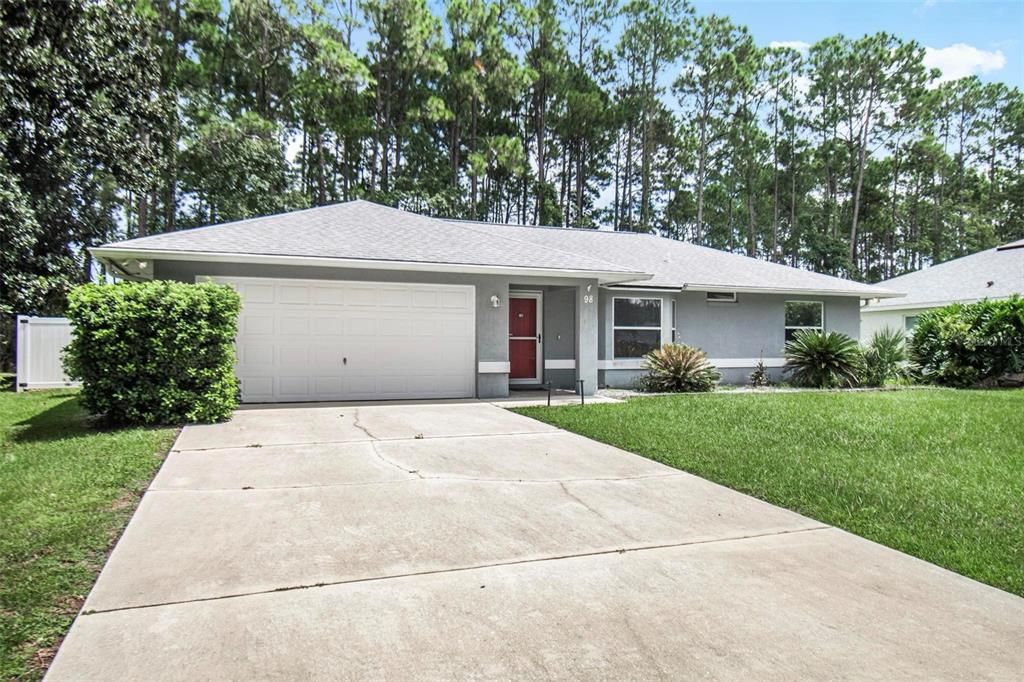 For Sale: $285,000 (3 beds, 2 baths, 1230 Square Feet)