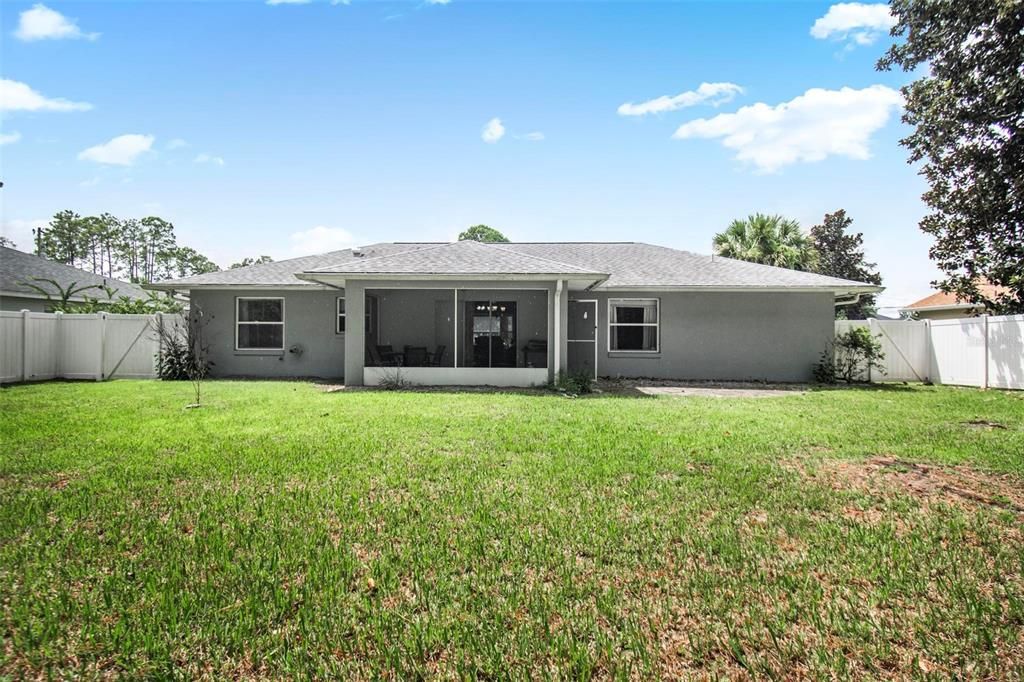 For Sale: $285,000 (3 beds, 2 baths, 1230 Square Feet)