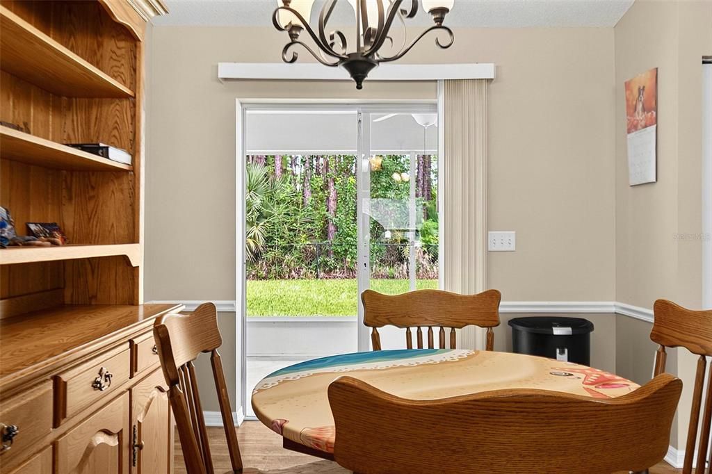 For Sale: $285,000 (3 beds, 2 baths, 1230 Square Feet)