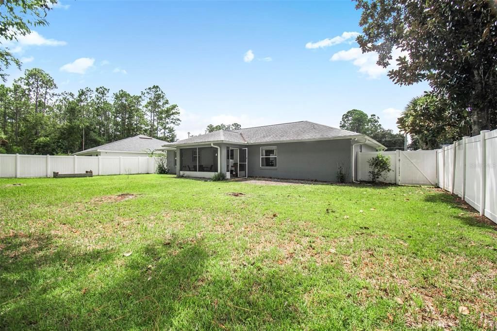 For Sale: $285,000 (3 beds, 2 baths, 1230 Square Feet)
