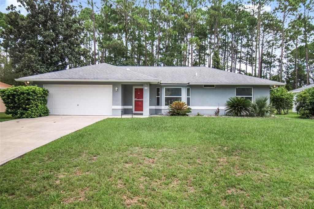 For Sale: $285,000 (3 beds, 2 baths, 1230 Square Feet)