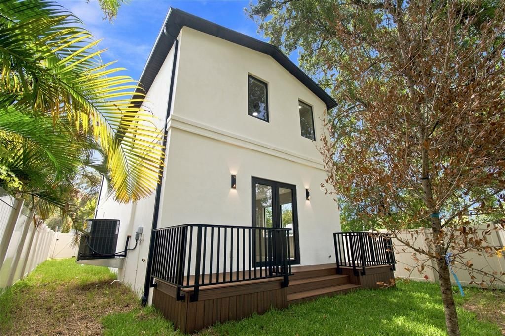 На продажу: $724,900 (3 спален, 2 ванн, 2313 Квадратных фут)