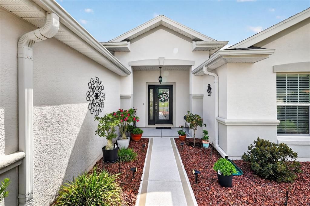 For Sale: $359,500 (3 beds, 2 baths, 1720 Square Feet)