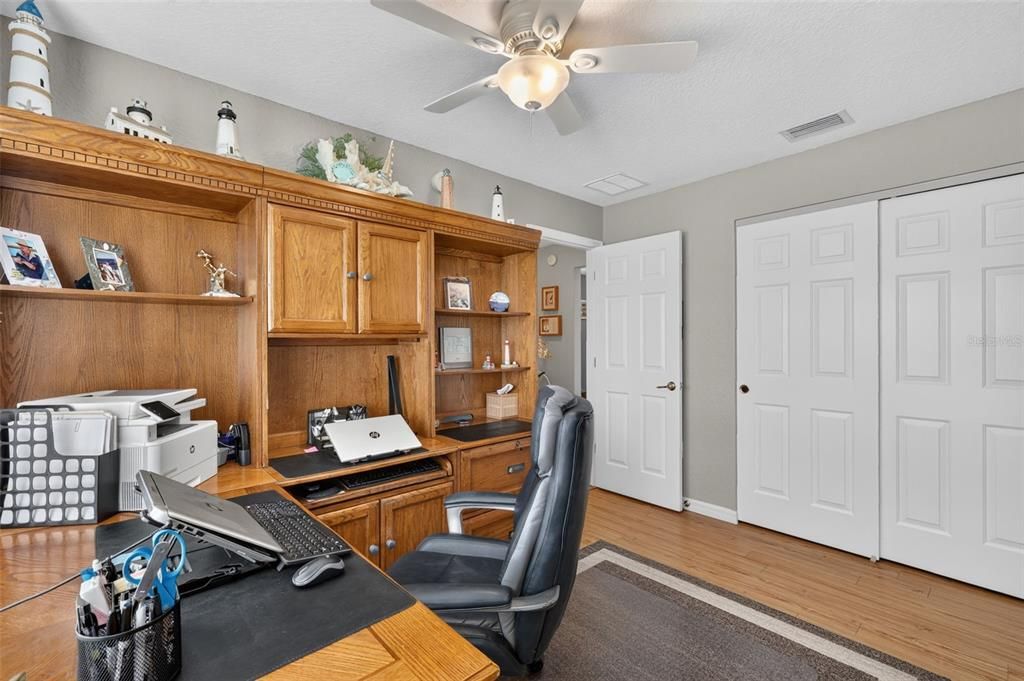 For Sale: $359,500 (3 beds, 2 baths, 1720 Square Feet)